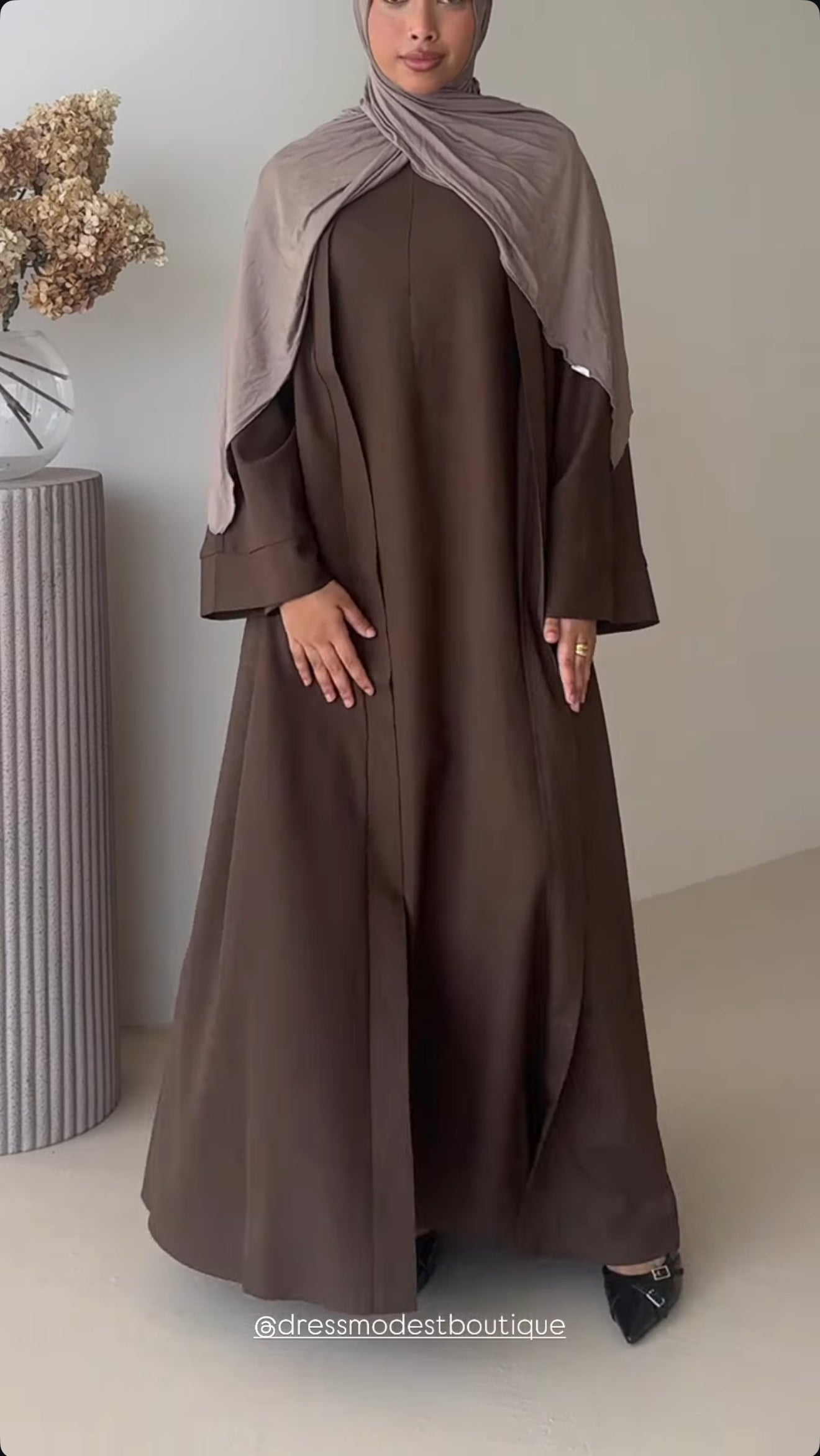 Ezra Linen 3 piece Abaya