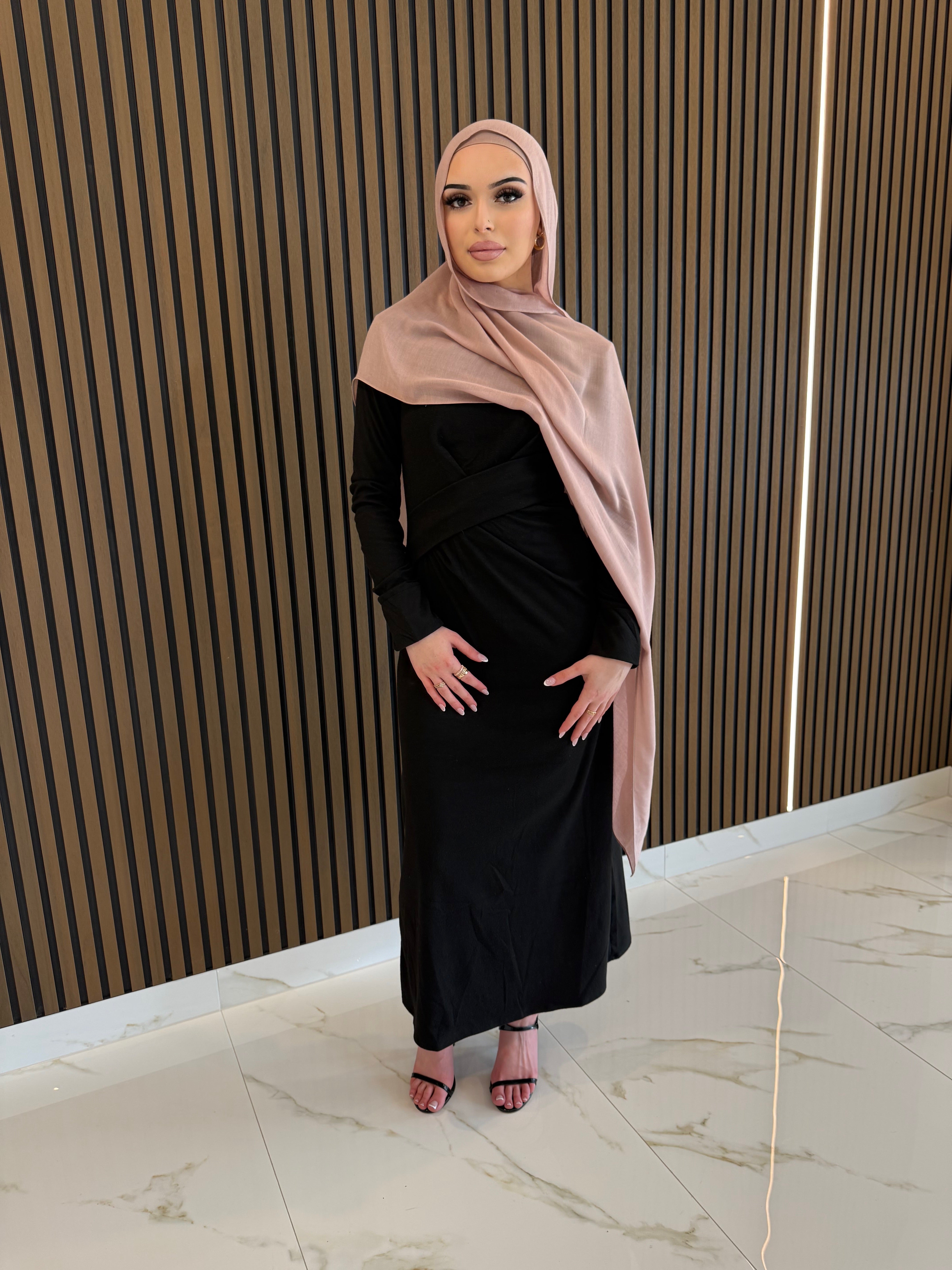 Saleha dress