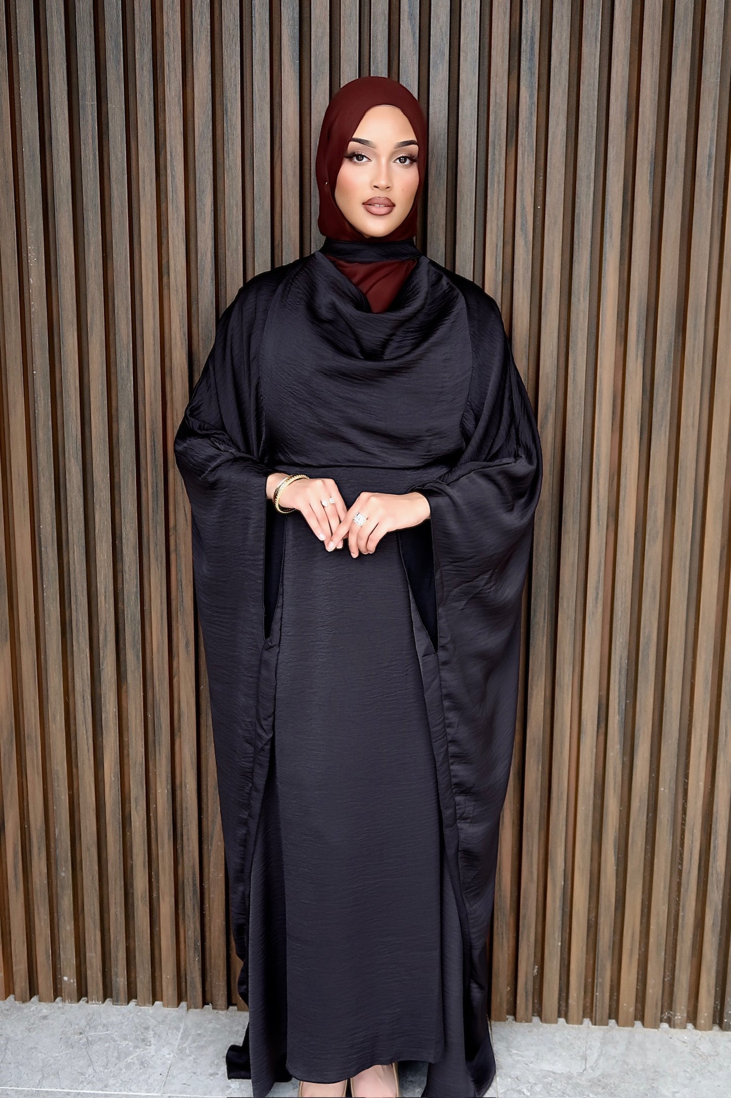 Noir silk butterfly Abaya