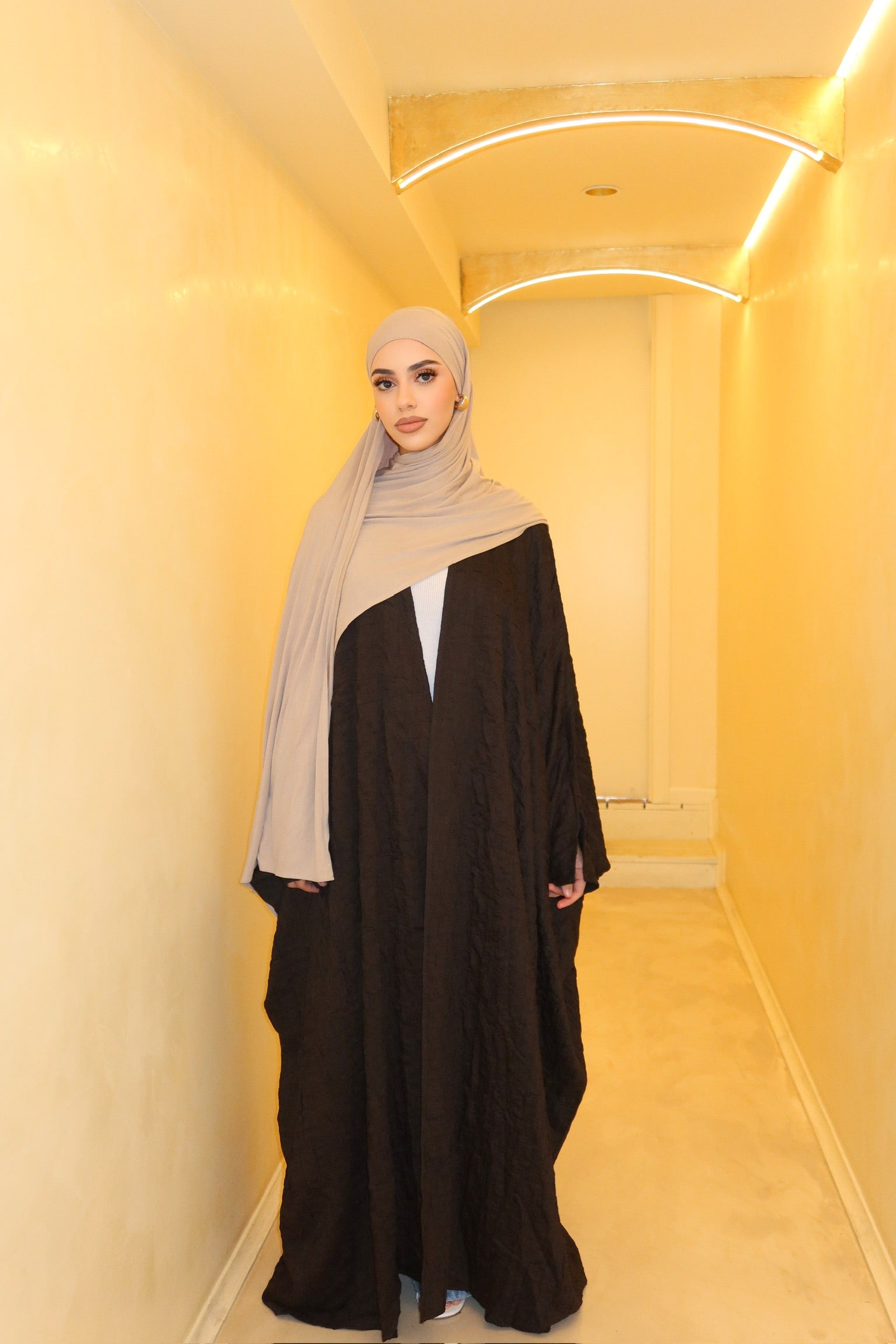 Noor Abaya