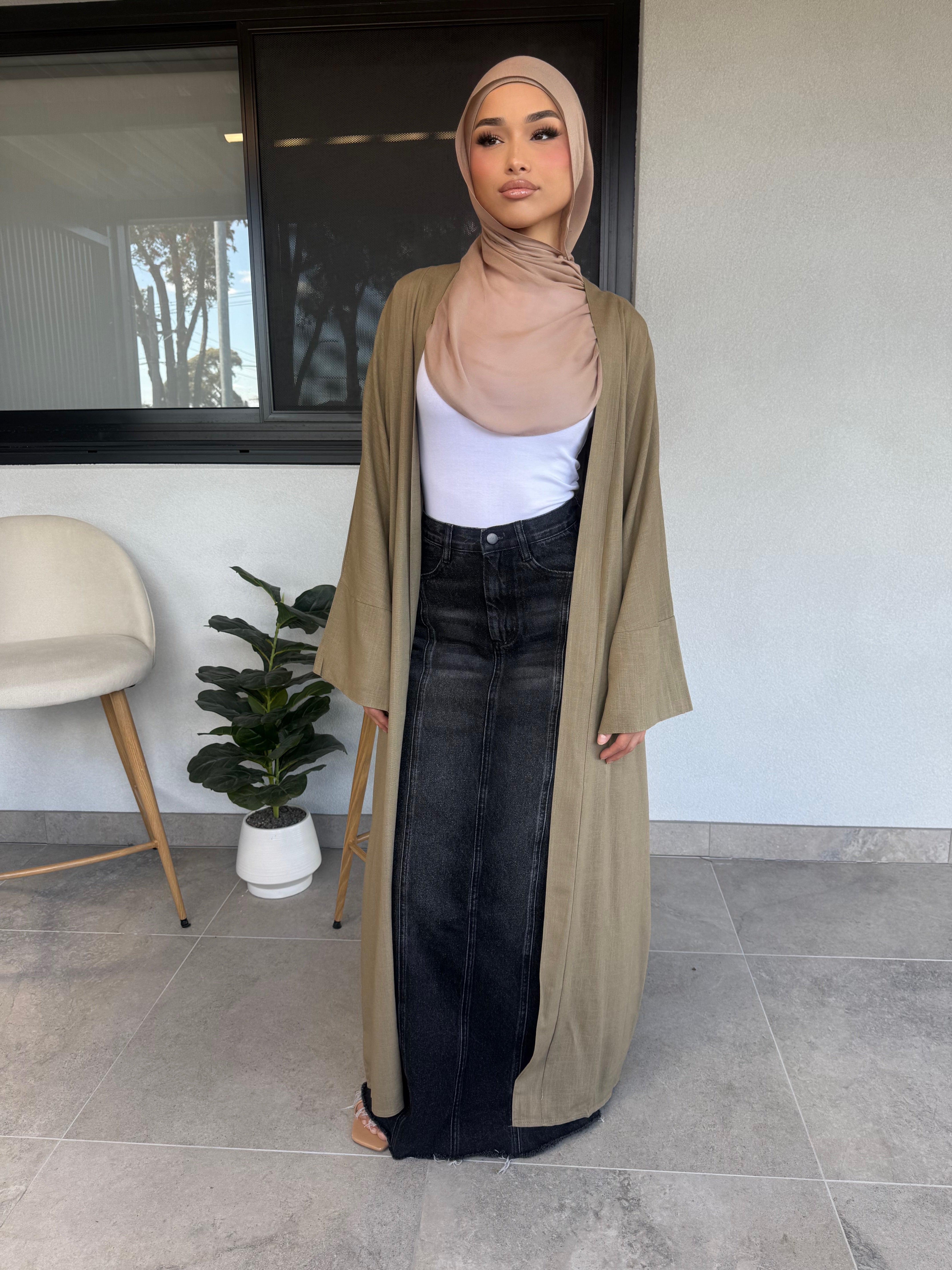 Amara open abaya