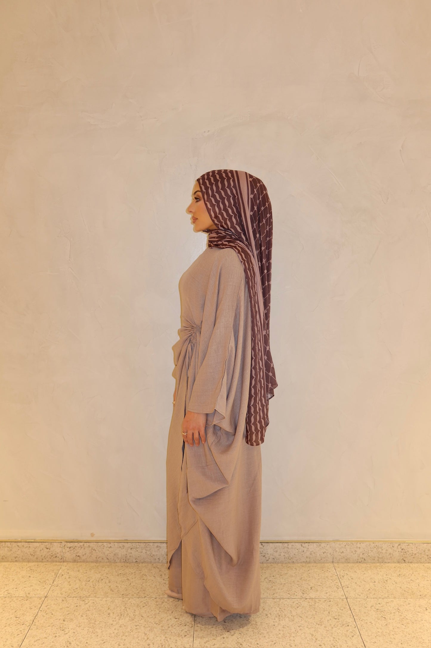 Aisha set