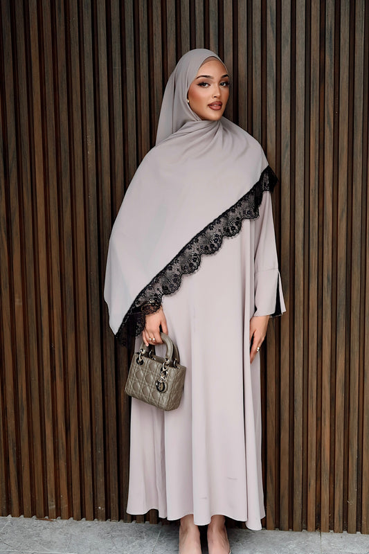 Malaki Lace Abaya