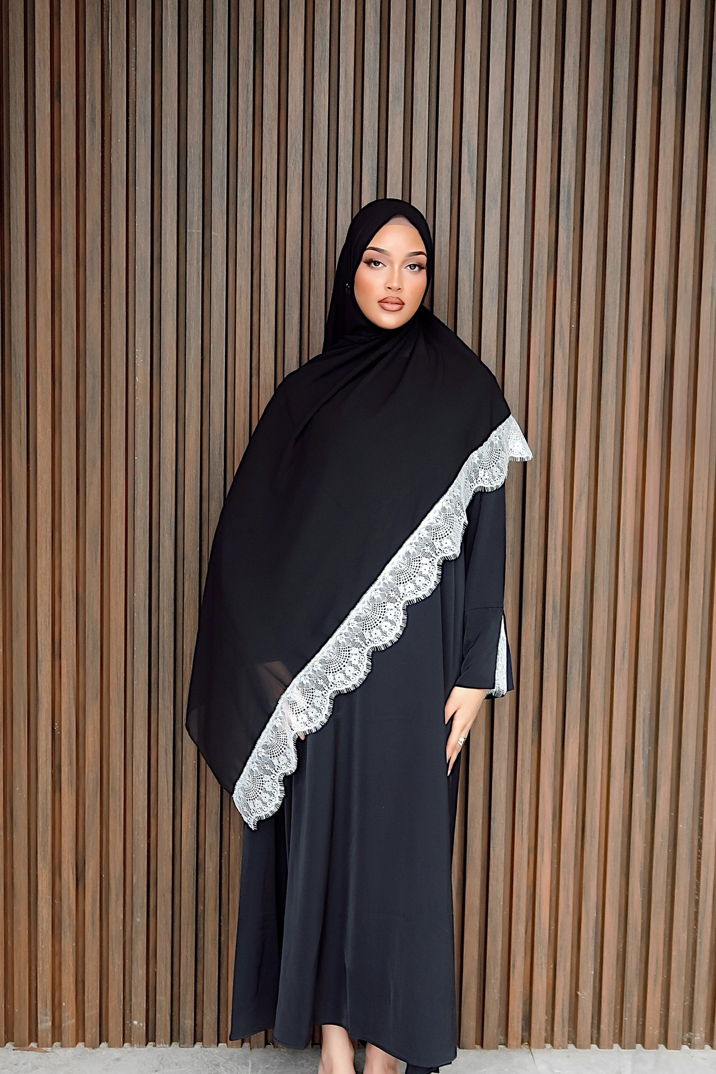 Malaki Lace Abaya