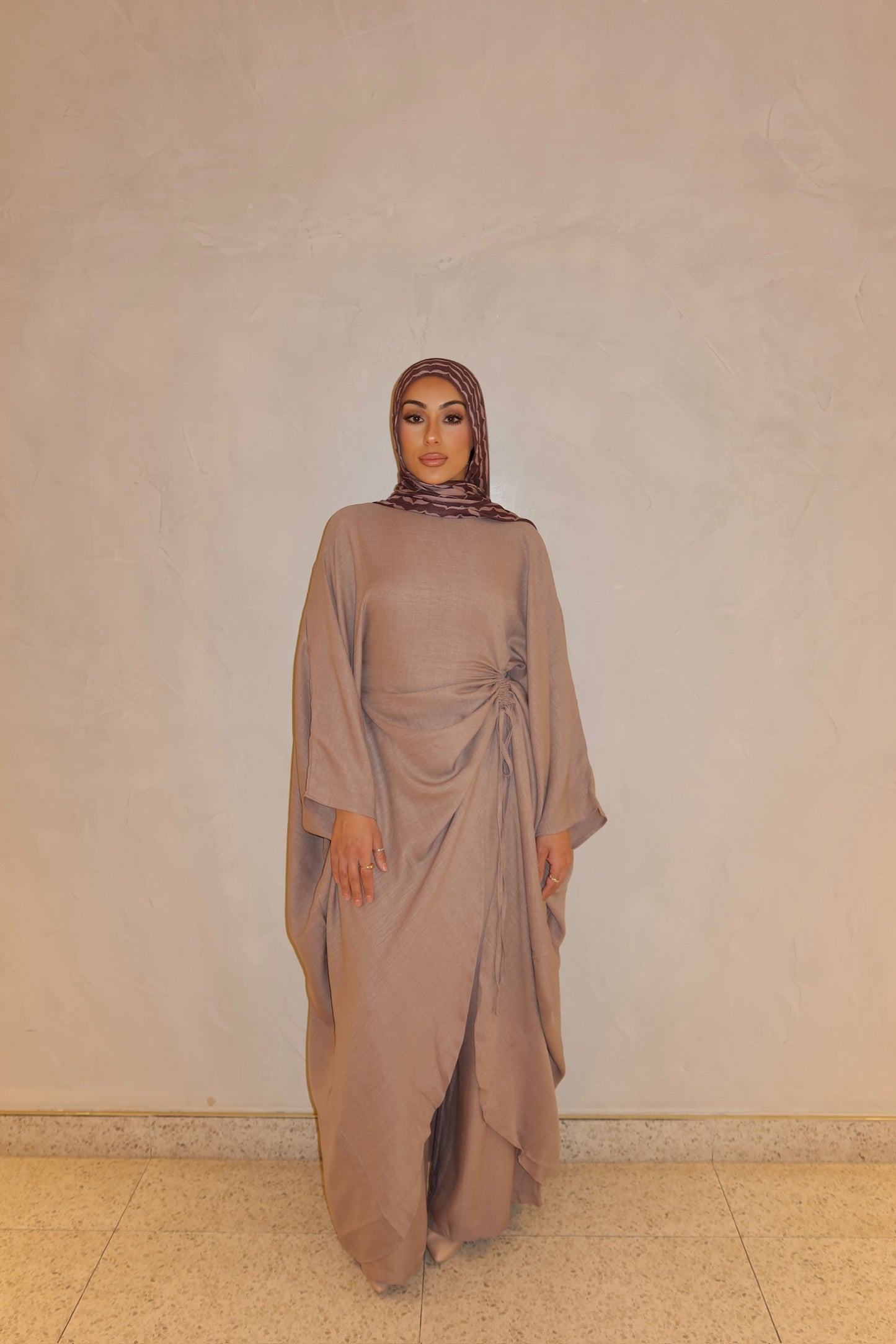 Aisha set