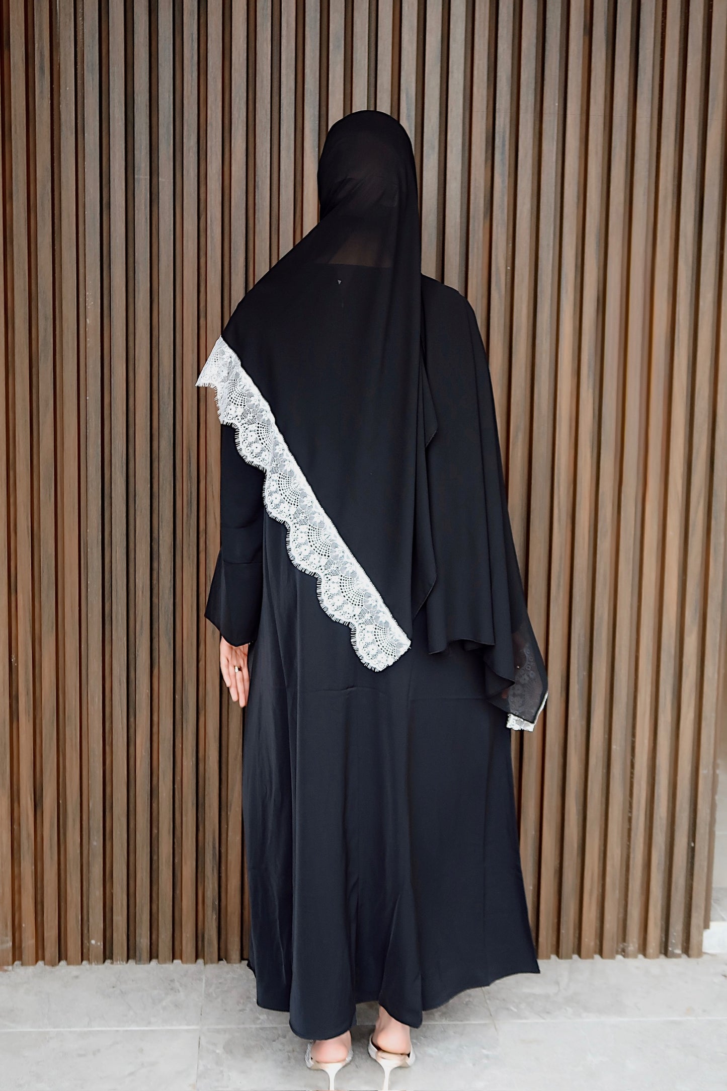 Malaki Lace Abaya