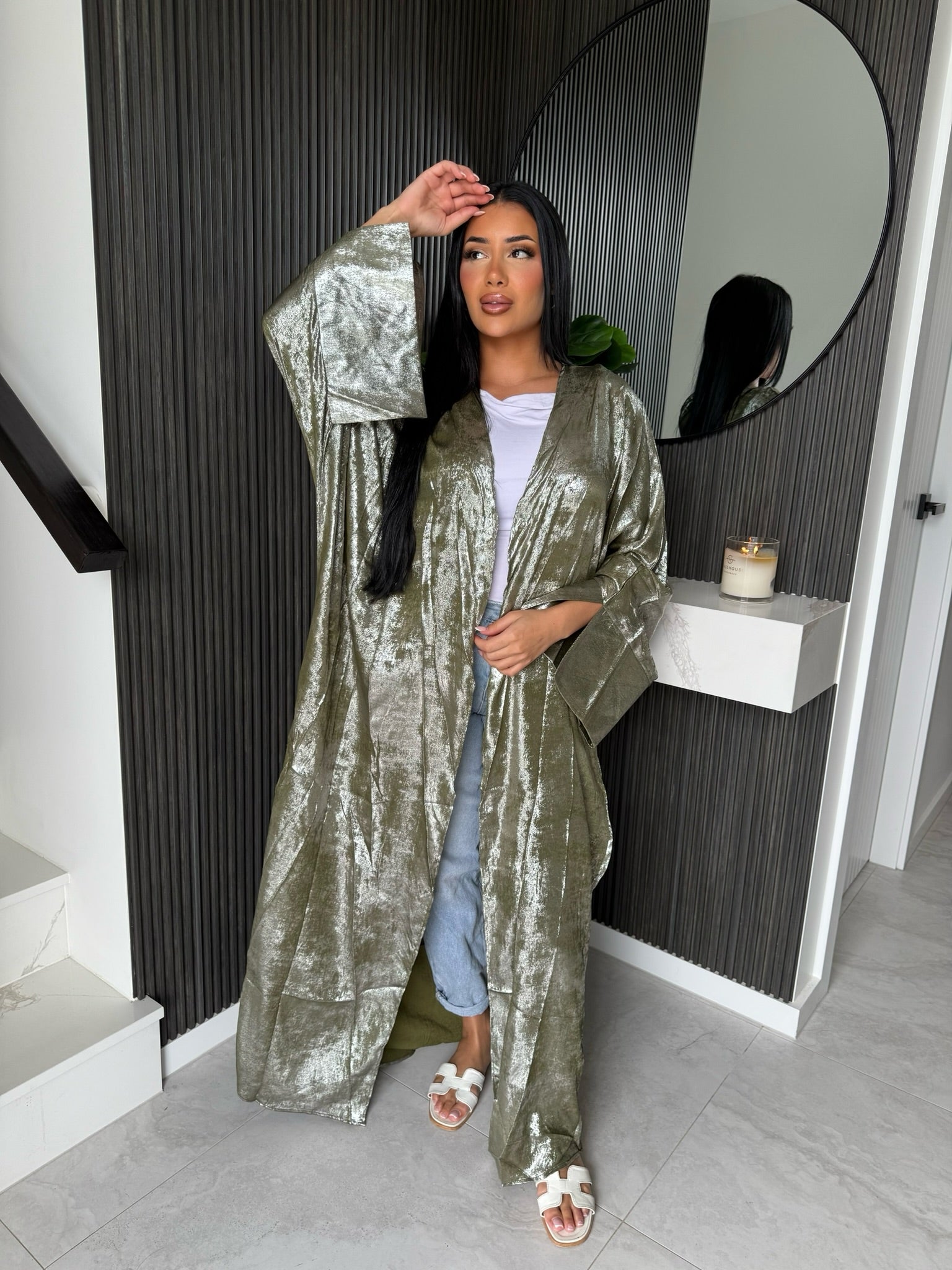 Saja Metallic open Abaya