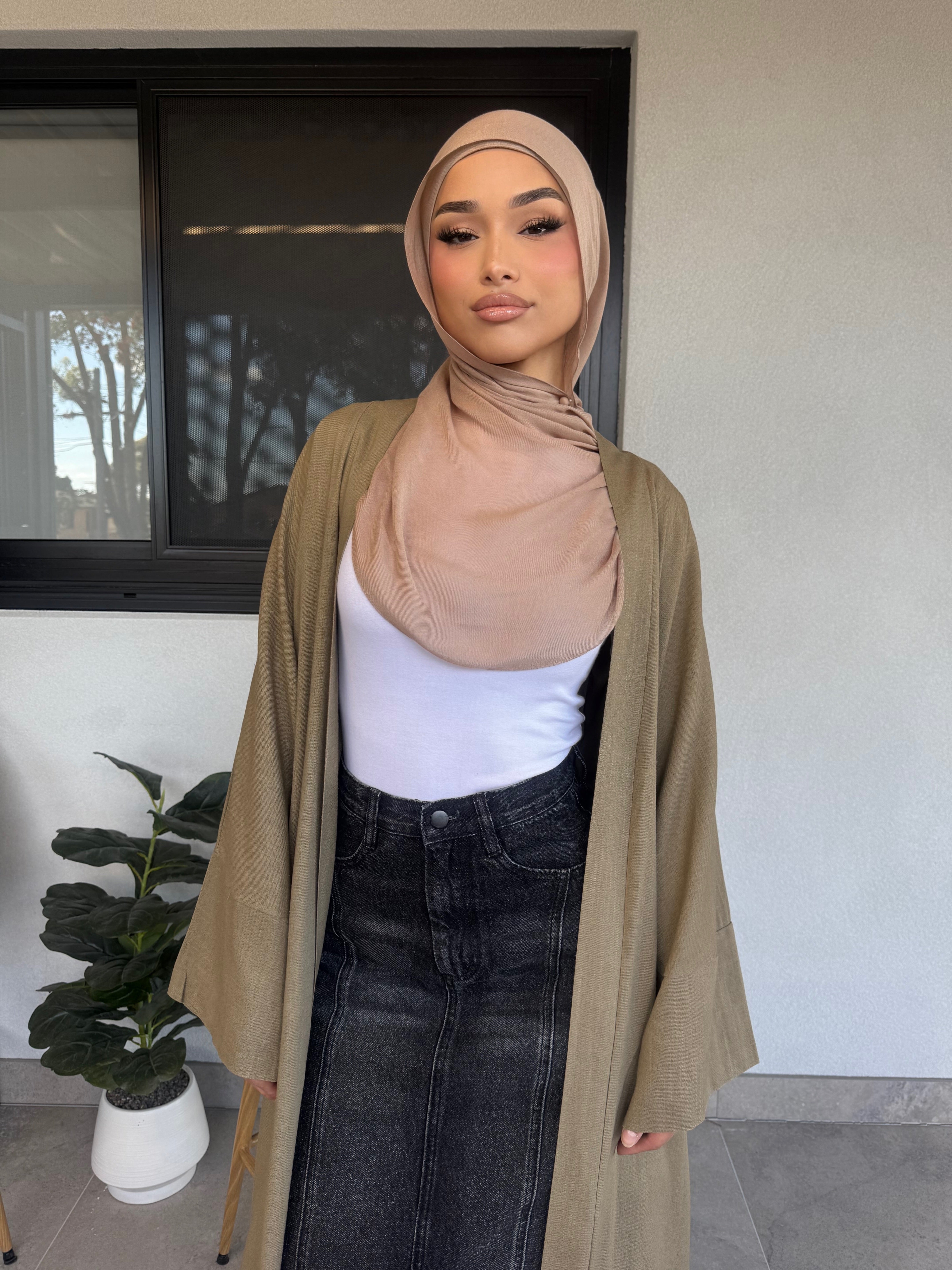 Amara open abaya