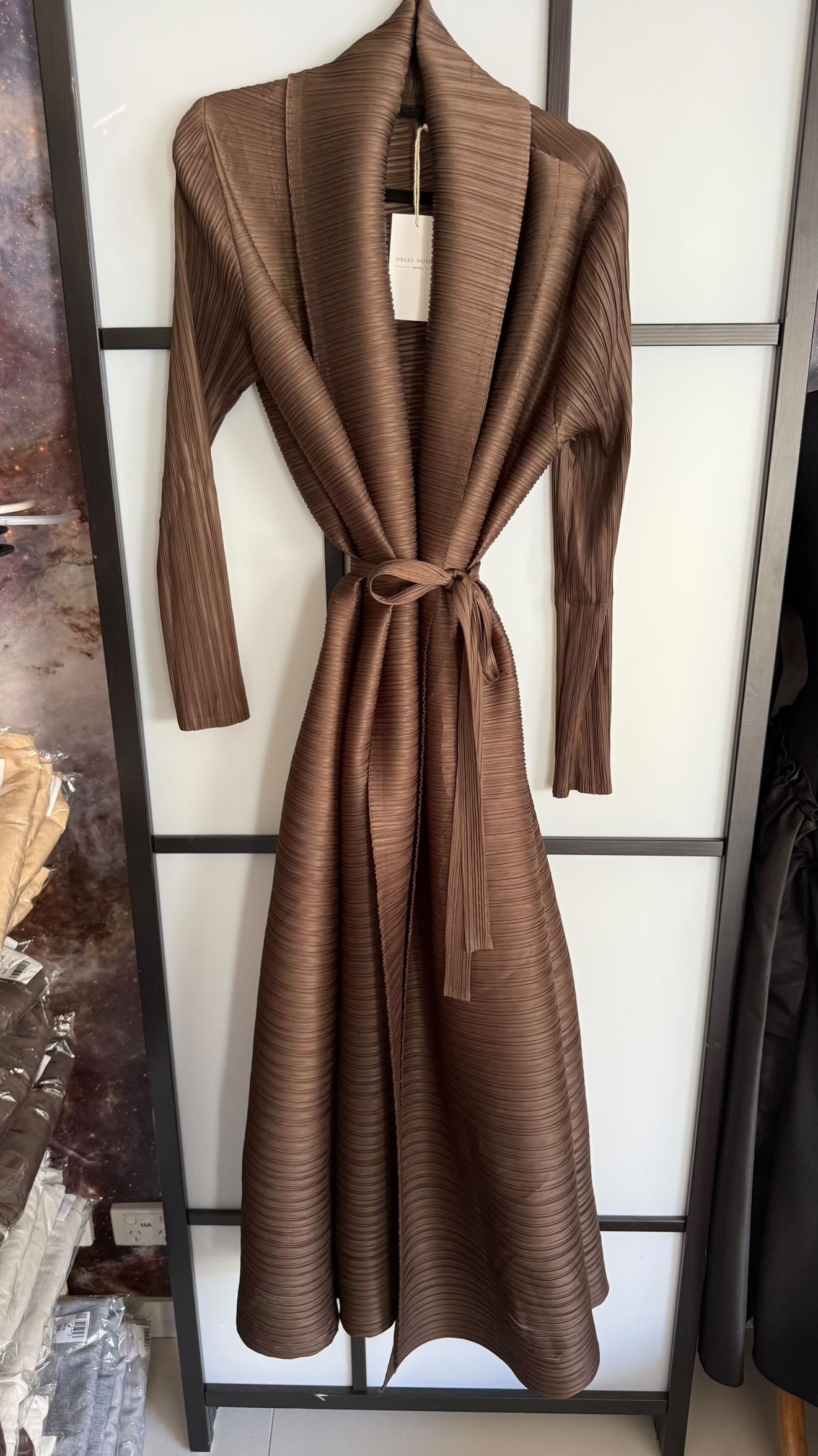 Pleated cardigan